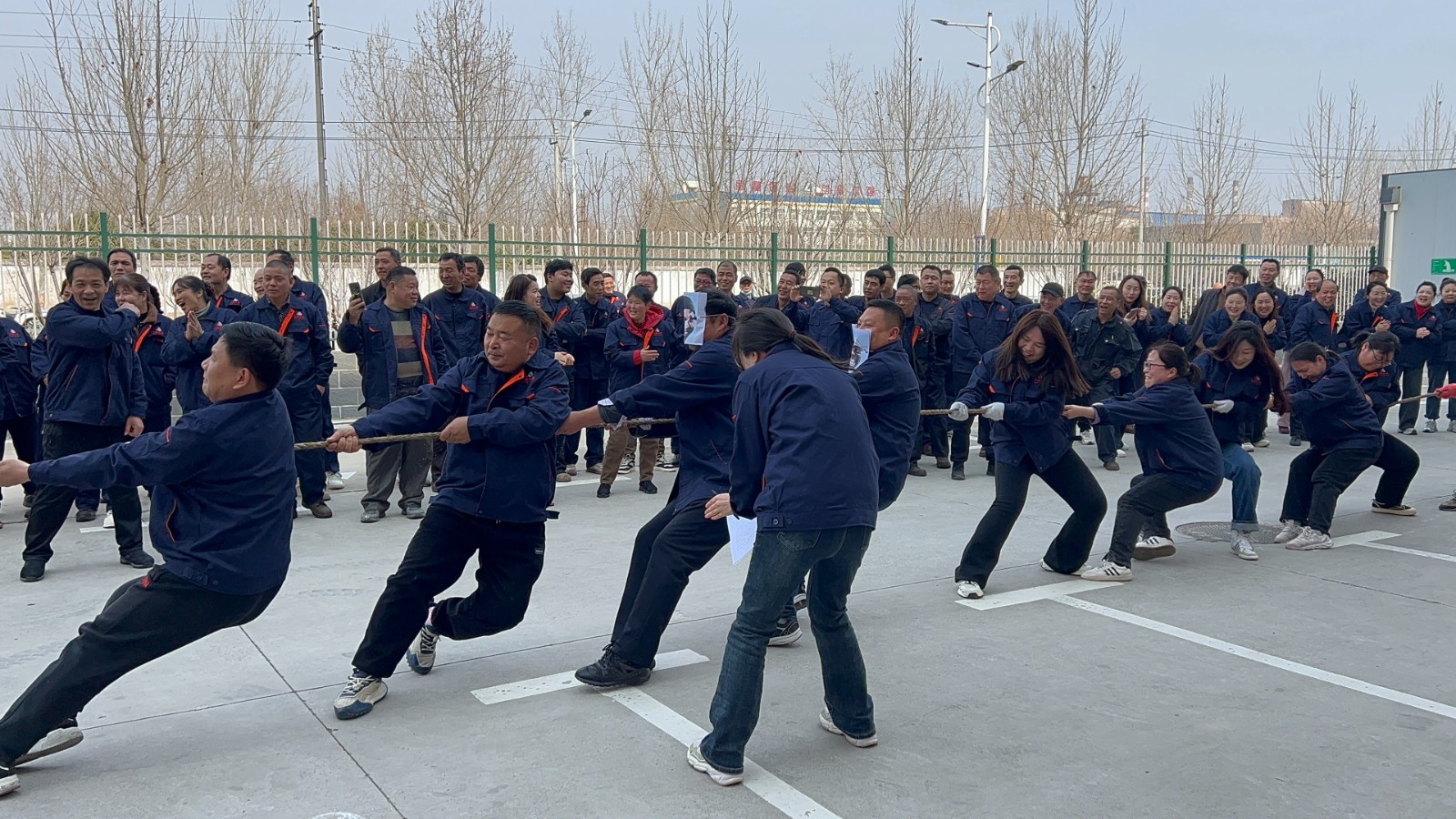 巾幗綻芳華，共慶三八節(jié)